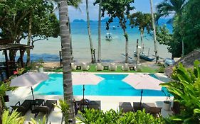 Last Frontier Beach Resort-adults Only El Nido Philippines